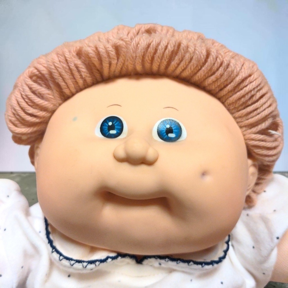VTG 1982 Cabbage Patch Kids Doll Coleco Xavier Roberts Signature Yarn Hair 16" - Picture 2 of 12